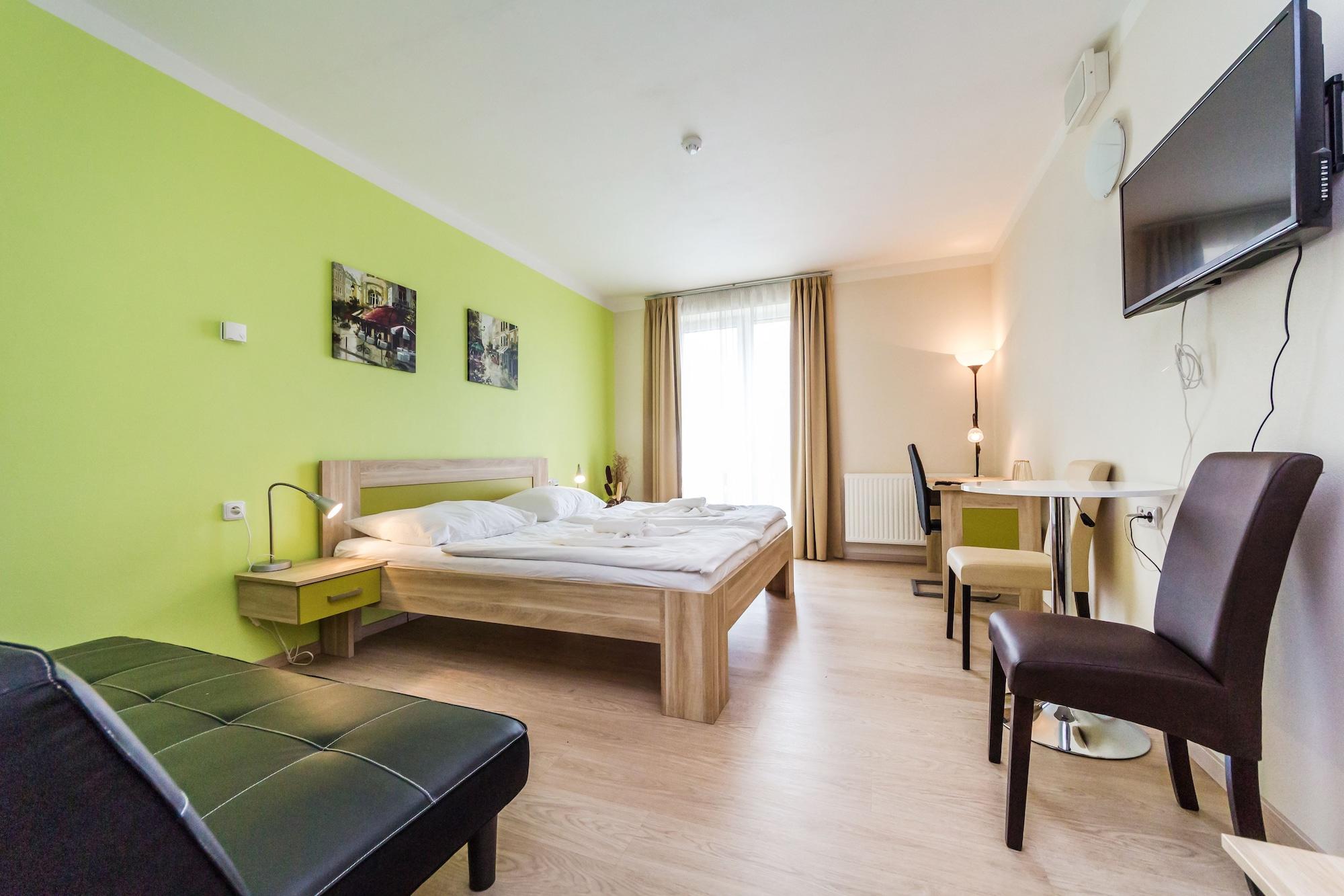 פראג Nad Kralovnou Hotel & Restaurant מראה חיצוני תמונה