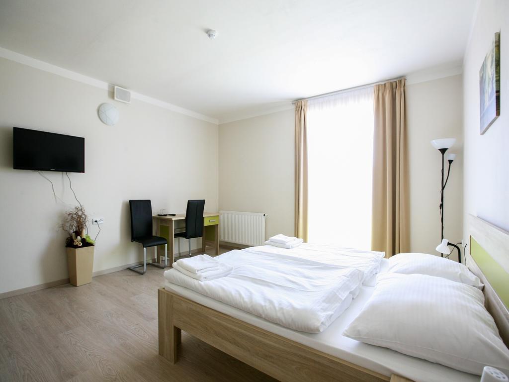 פראג Nad Kralovnou Hotel & Restaurant חדר תמונה